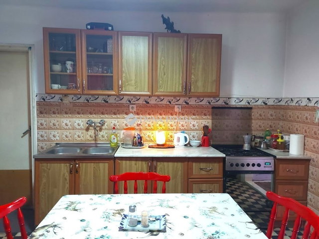 Eladó családi ház, Csengődön 37 M Ft, 2 szobás