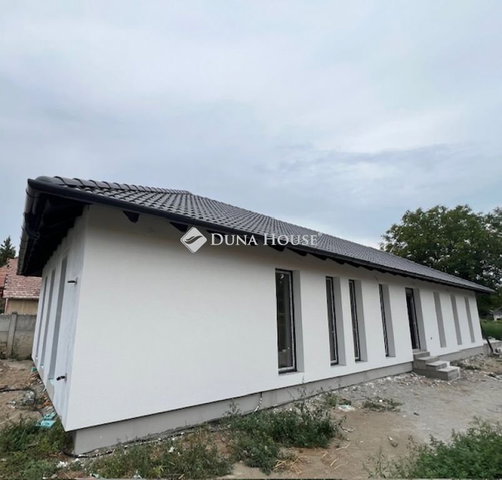 Eladó családi ház, Pilisen 120 M Ft, 4 szobás