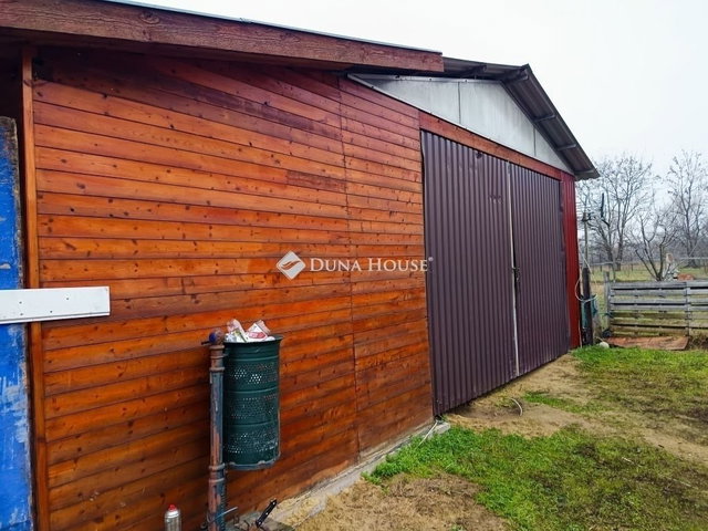 Eladó családi ház, Tápiószentmártonon 42.9 M Ft, 4 szobás