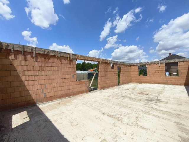 Eladó sorház, Szigetszentmiklóson 99.9 M Ft, 5 szobás