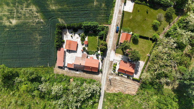 Eladó nyaraló, Mohácson 39.5 M Ft, 2 szobás