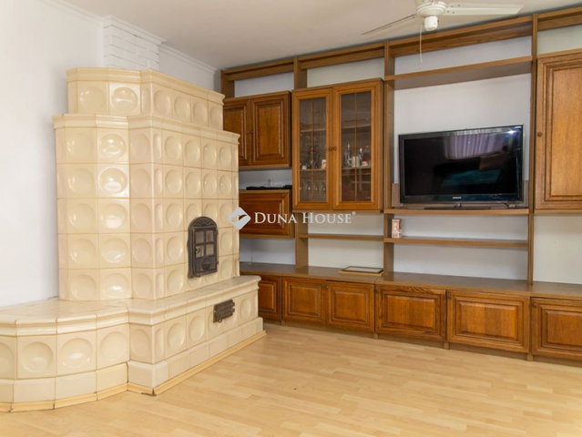 Eladó családi ház, Nemesnádudvaron 39.99 M Ft, 5 szobás
