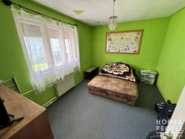 Eladó családi ház, Forráskúton 47 M Ft, 4 szobás