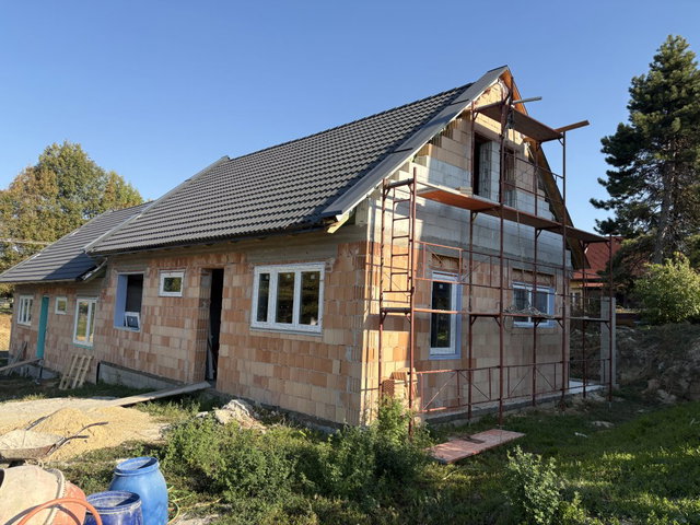 Eladó ikerház, Szentgálon 109 M Ft, 4 szobás