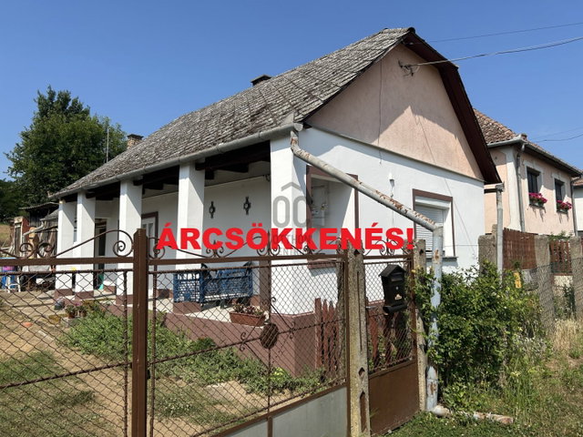 Eladó családi ház, Nyírtasson 9.9 M Ft, 2 szobás