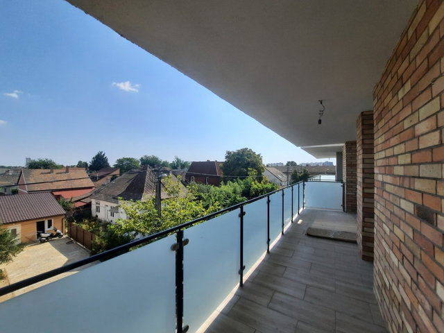 Eladó téglalakás, Budapesten, XX. kerületben 107 M Ft, 4 szobás