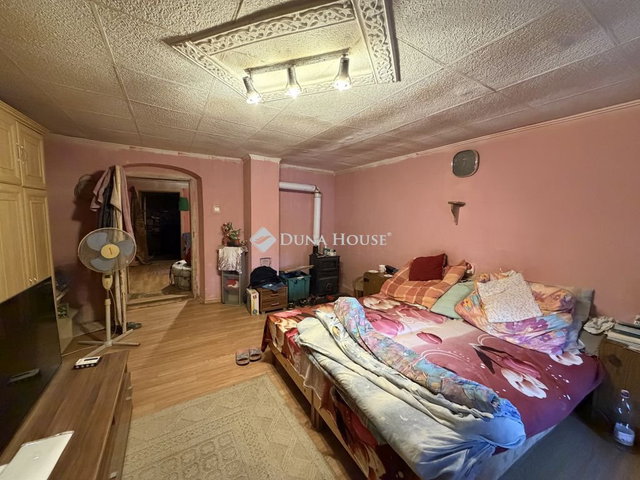 Eladó családi ház, Siklósnagyfalun 17.5 M Ft, 4 szobás