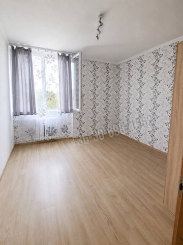 Eladó téglalakás, Várpalotán 40.5 M Ft, 2 szobás