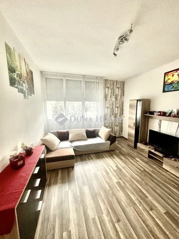 Eladó téglalakás, Kőszegen 32 M Ft, 2 szobás