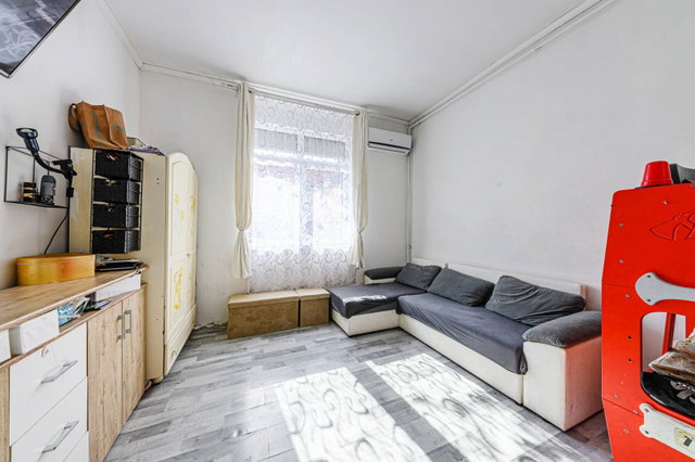 Eladó téglalakás, Budapesten, XX. kerületben 35 M Ft, 1 szobás