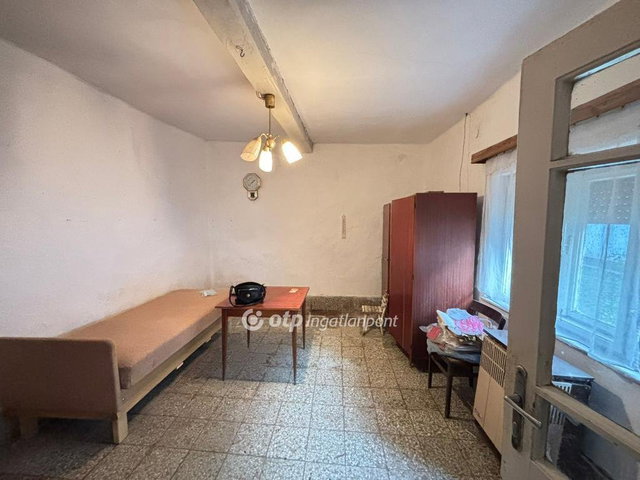 Eladó családi ház, Hajdúnánáson 24 M Ft, 2 szobás