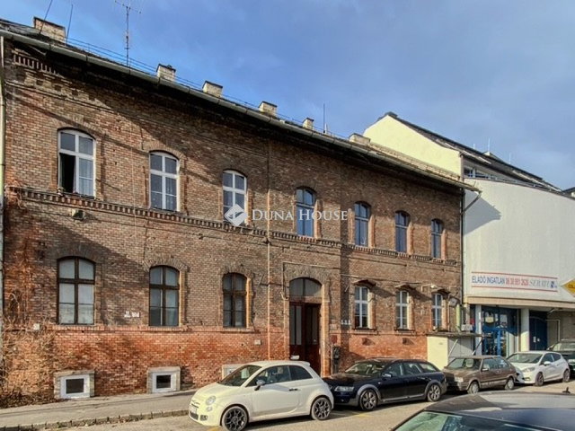 Eladó üzlethelyiség, Budapesten, III. kerületben 49 M Ft