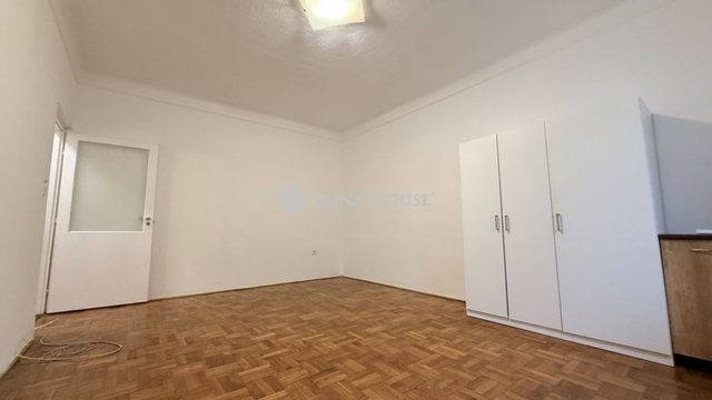 Eladó téglalakás, Budapesten, IV. kerületben 48.9 M Ft, 1 szobás