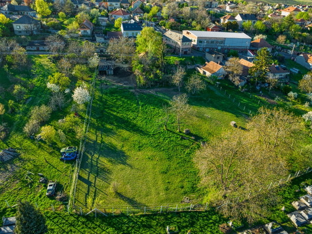 Eladó telek, Abasáron 10.9 M Ft / költözzbe.hu