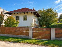 Eladó családi ház, Balatonkenesén 110 M Ft, 2+2 szobás