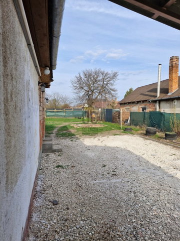 Eladó családi ház, Abonyban 26.5 M Ft, 3 szobás