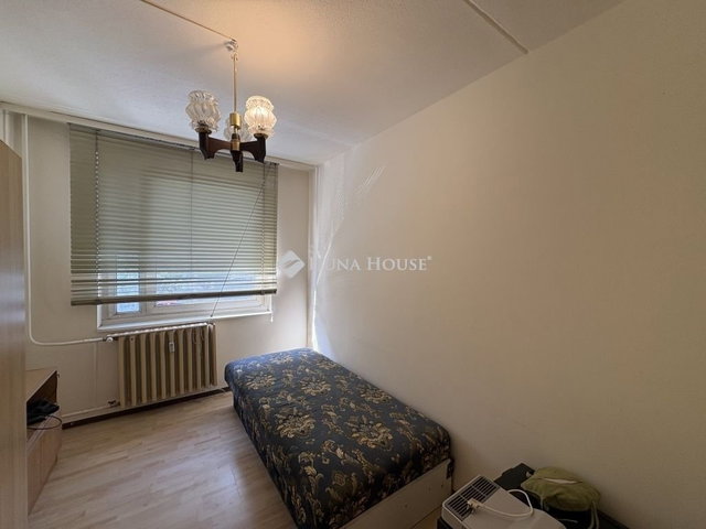 Eladó panellakás, Budapesten, XXI. kerületben 63 M Ft, 3 szobás