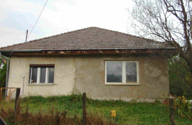 Eladó családi ház, Tabon 17.13 M Ft, 1+1 szobás