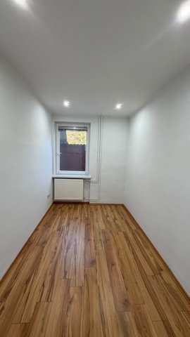 Kiadó iroda, Baján 80 E Ft / hó, 1 szobás / költözzbe.hu