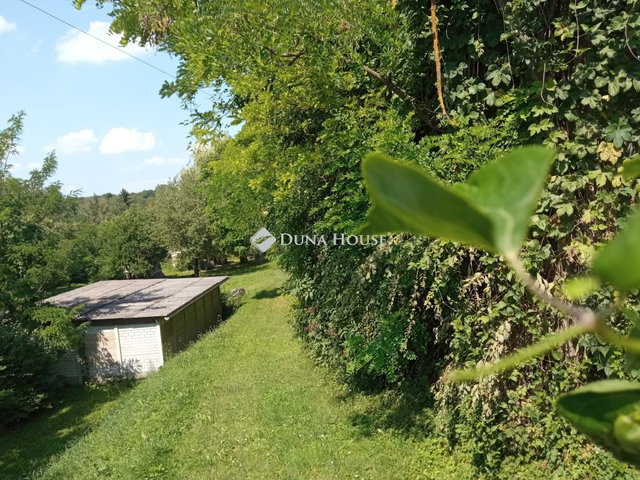 Eladó ipari ingatlan, Biatorbágyon 65 M Ft / költözzbe.hu