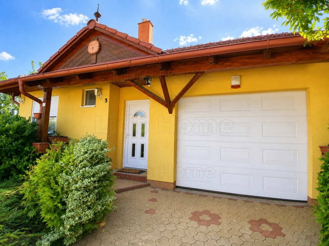 Eladó családi ház, Kaposváron 119 M Ft, 2+2 szobás