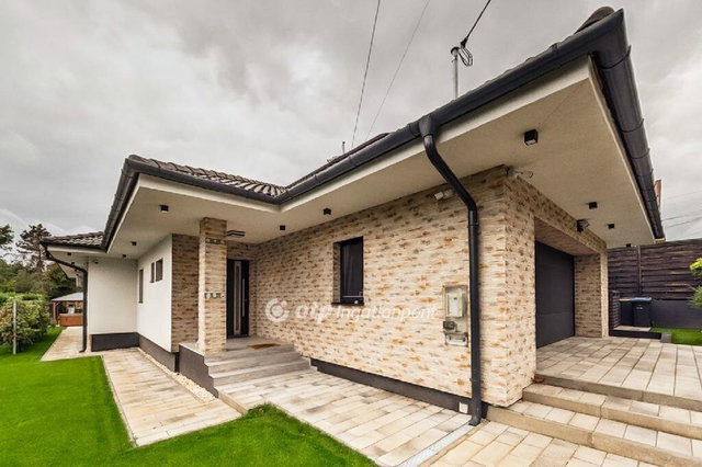 Eladó családi ház, Érden 269.9 M Ft, 5 szobás