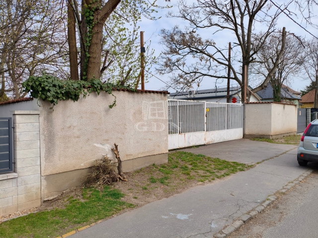 Kiadó telek, Budapesten, XVI. kerületben 350 E Ft / hó
