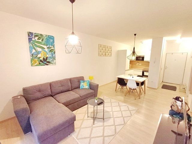 Kiadó téglalakás, albérlet, Debrecenben 250 E Ft / hó