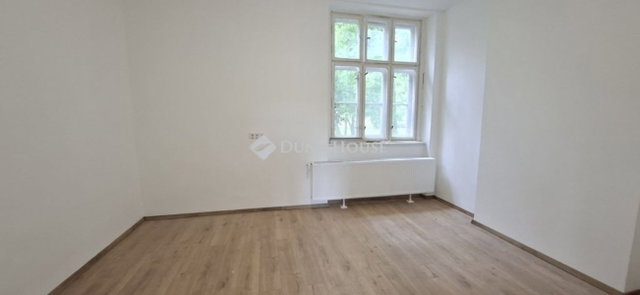 Kiadó iroda, Kecskeméten 120 E Ft / hó, 2 szobás