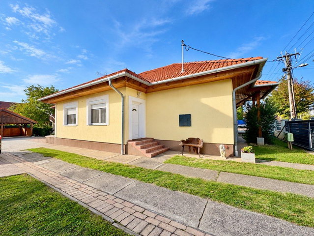 Eladó családi ház, Hévízen 119.9 M Ft / költözzbe.hu