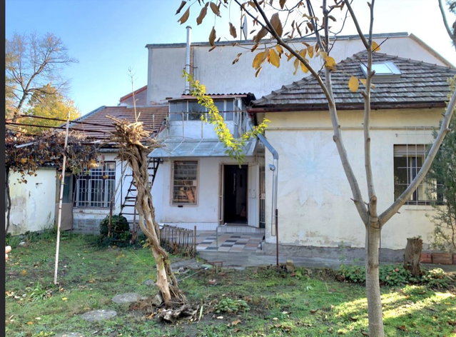 Eladó telek, Budapesten, III. kerületben 98 M Ft