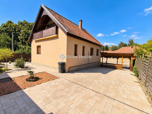 Eladó családi ház, Tiszafüreden 79.9 M Ft, 3+1 szobás
