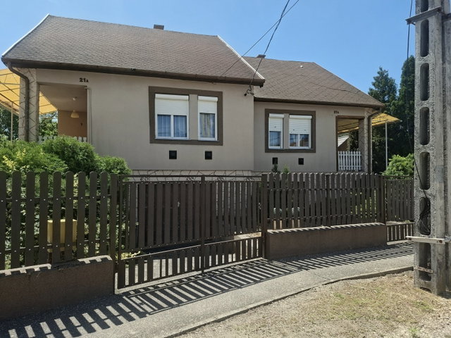 Eladó családi ház, Bogácson 49 M Ft, 4 szobás