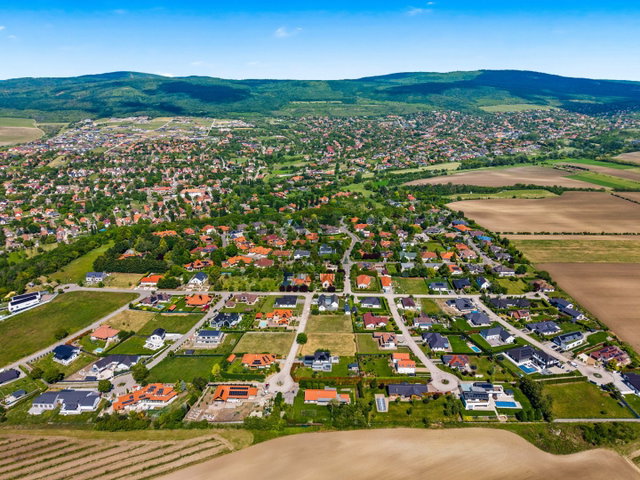 Eladó telek, Budajenőn 92 M Ft / költözzbe.hu