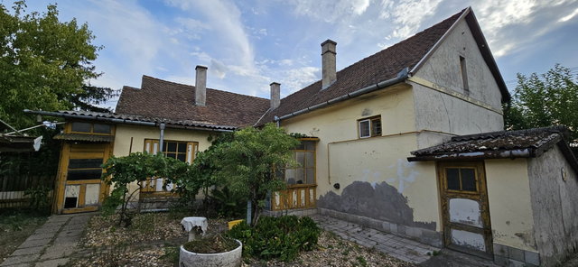 Eladó családi ház, Debrecenben 65 M Ft, 4 szobás