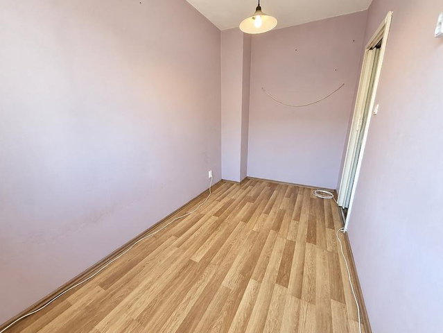 Eladó panellakás, Budapesten, IV. kerületben, Kassai utcában