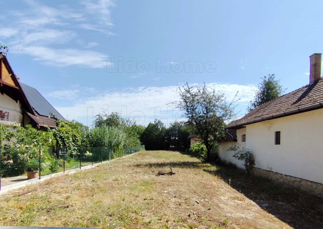 Eladó telek, Balatonföldváron 79.9 M Ft / költözzbe.hu