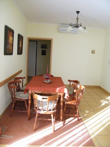 Kiadó családi ház, albérlet, Rácalmáson 325 E Ft / hó