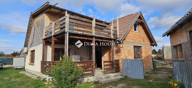 Eladó családi ház, Dunaegyházán 20.5 M Ft, 3 szobás