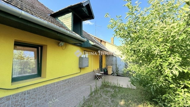 Eladó családi ház, Dunabogdányban 47.9 M Ft, 1 szobás