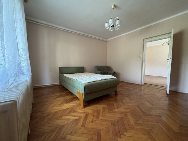 Eladó családi ház, Pécsett, Torda utcában 78 M Ft, 3+1 szobás