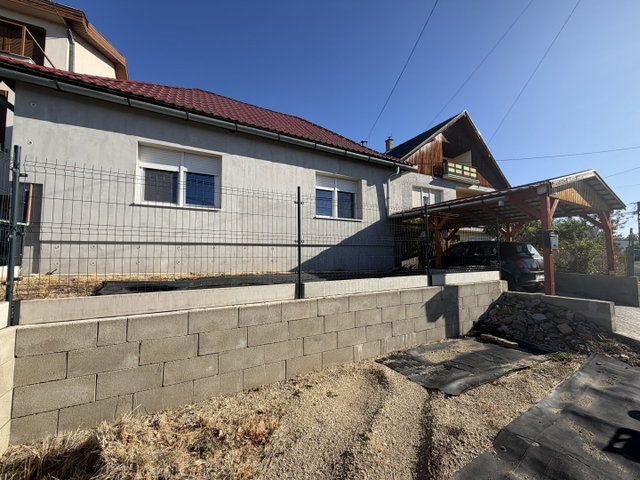 Eladó családi ház, Markazon 40 M Ft, 3 szobás