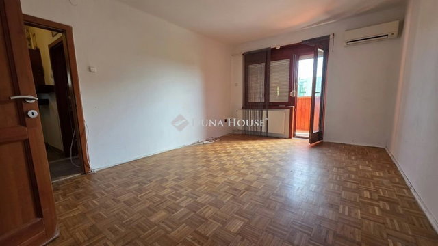 Eladó téglalakás, Szombathelyen 42.99 M Ft, 2 szobás