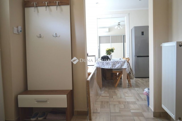 Eladó családi ház, Debrecenben 66 M Ft, 3 szobás