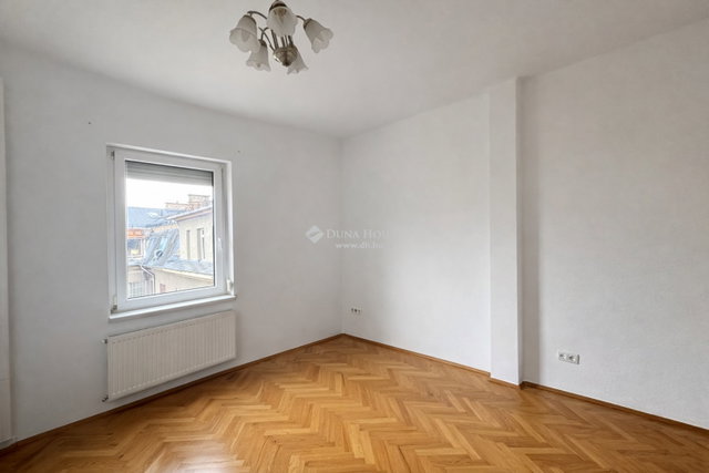 Eladó téglalakás, Budapesten, XIV. kerületben, Hungária körúton