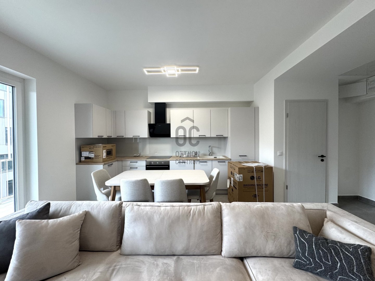 4 bed · 90m² · 1.100.000 ft