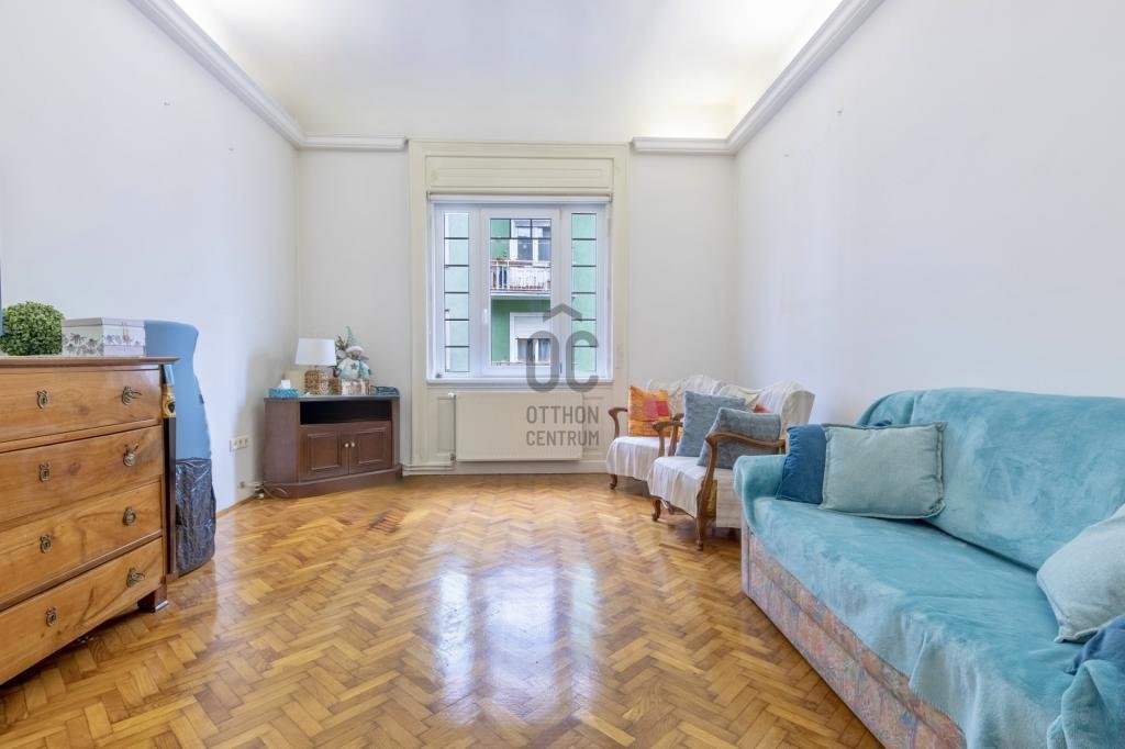 3 bed · 111m² · 123.000.000 ft