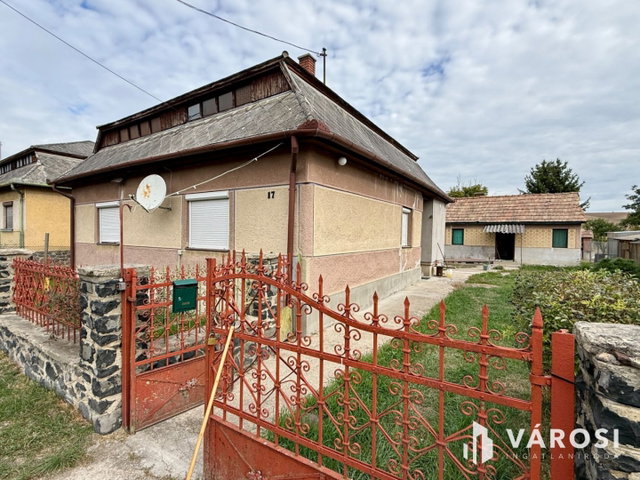 Eladó családi ház, Vizsláson 15.9 M Ft, 4 szobás