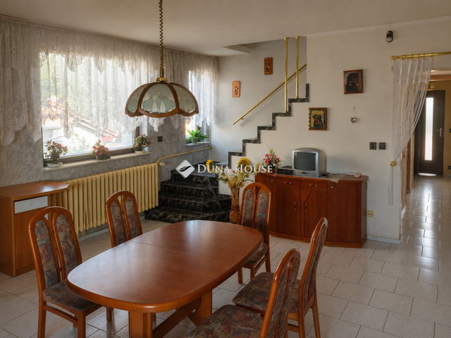Eladó ikerház, Budapesten, XVIII. kerületben 109 M Ft, 4 szobás