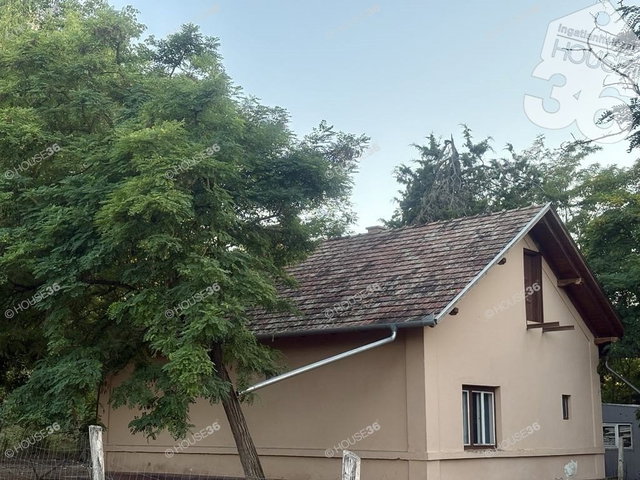 Eladó családi ház, Lakitelken 44.9 M Ft, 4 szobás